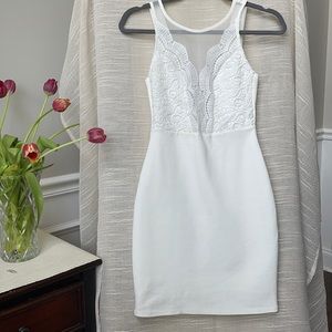 Coquina White Lace Bodycon Dress
